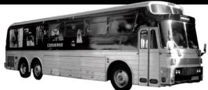 Le bus Converse en tournée sur les festivals